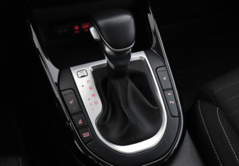 Подержанный автомобиль Kia Cerato Sedan 2020 года (14 фото)