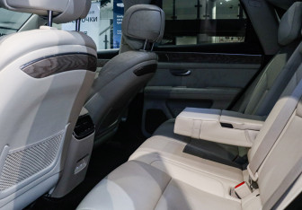 Подержанный автомобиль AITO M5 2023 года (9 фото)