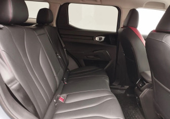 Подержанный автомобиль Haval H3 2024 года (11 фото)