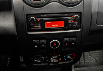 Подержанный автомобиль LADA (ВАЗ) Largus Wagon 2015 года (15 фото)