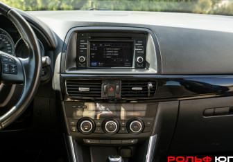 Подержанный автомобиль Mazda CX-5 2013 года (12 фото)