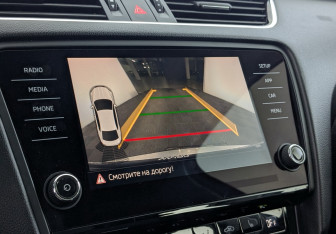 Подержанный автомобиль Skoda Octavia Liftback 2018 года (15 фото)