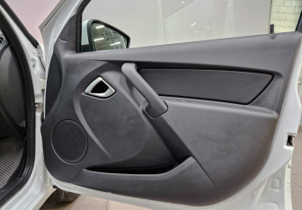 Подержанный автомобиль LADA (ВАЗ) Granta Sedan 2023 года (24 фото)