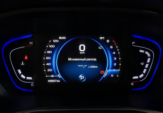 Подержанный автомобиль Geely Coolray 2022 года (15 фото)