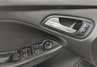 Подержанный автомобиль Ford Focus Hatchback 2019 года (12 фото)