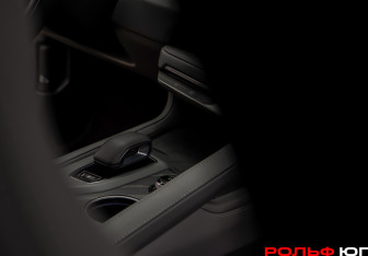 Подержанный автомобиль Zeekr 001 2024 года (12 фото)