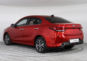 Подержанный автомобиль Kia Rio Sedan 2020 года (7 фото)