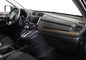 Подержанный автомобиль Honda CR-V 2017 года (6 фото)