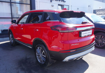 Подержанный автомобиль Geely Atlas Pro 2022 года (7 фото)