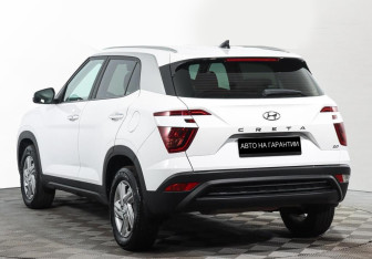 Подержанный автомобиль Hyundai Creta 2022 года (3 фото)