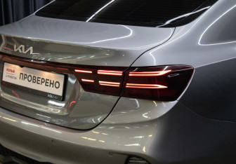 Подержанный автомобиль Kia K3 Sedan 2021 года (23 фото)
