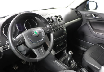 Подержанный автомобиль Skoda Yeti 2013 года (7 фото)
