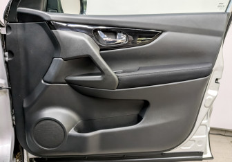 Подержанный автомобиль Nissan Qashqai 2018 года (23 фото)