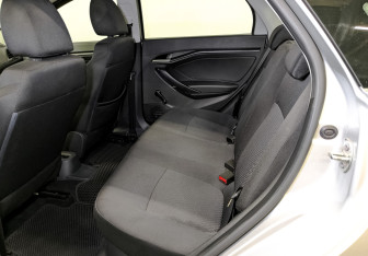 Подержанный автомобиль LADA (ВАЗ) Vesta Sedan 2020 года (12 фото)