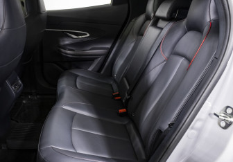 Подержанный автомобиль Changan UNI-T 2024 года (14 фото)