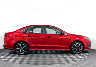 Подержанный автомобиль Kaiyi E5 2023 года (4 фото)