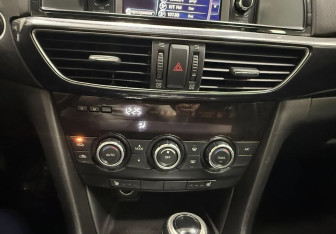 Подержанный автомобиль Mazda 6 Sedan 2012 года (10 фото)