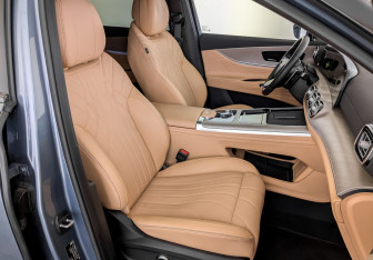 Подержанный автомобиль Jaecoo J8 2024 года (24 фото)