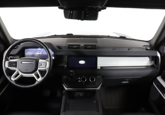 Подержанный автомобиль Land Rover Defender Suv 2021 года (12 фото)