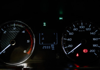 Подержанный автомобиль Mitsubishi L200 2019 года (17 фото)