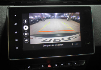 Подержанный автомобиль Renault Arkana 2019 года (20 фото)