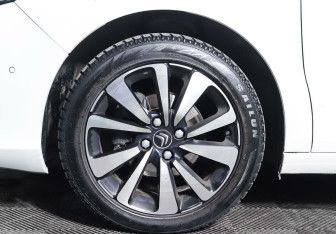 Подержанный автомобиль Citroen C4 Sedan 2017 года (7 фото)