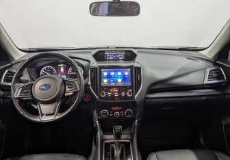 Подержанный автомобиль Subaru Forester Suv 2020 года (13 фото)