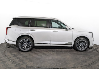 Новый GAC GS8 2025 (4 фото)