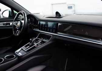 Подержанный автомобиль Porsche Panamera Wagon 2017 года (11 фото)