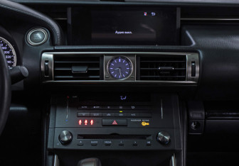 Подержанный автомобиль Lexus IS Sedan 2014 года (15 фото)