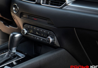 Подержанный автомобиль Mazda CX-5 2019 года (14 фото)