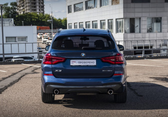Подержанный автомобиль BMW X3 2020 года (6 фото)