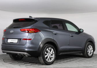 Подержанный автомобиль Hyundai Tucson 2020 года (5 фото)