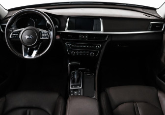 Подержанный автомобиль Kia Optima Sedan 2019 года (7 фото)
