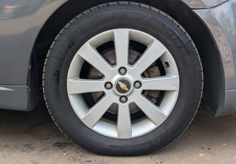 Подержанный автомобиль Chevrolet Epica 2011 года (14 фото)