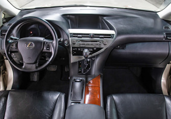 Подержанный автомобиль Lexus RX 2012 года (14 фото)