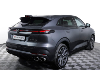 Подержанный автомобиль Changan UNI-K 2022 года (5 фото)