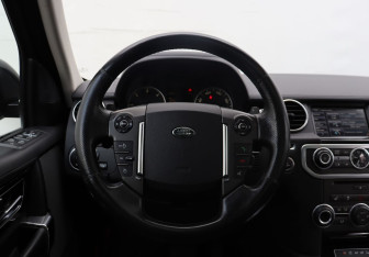 Подержанный автомобиль Land Rover Discovery 2014 года (15 фото)