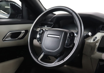 Подержанный автомобиль Land Rover Range Rover Velar 2018 года (15 фото)