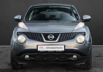 Подержанный автомобиль Nissan Juke 2013 года (2 фото)