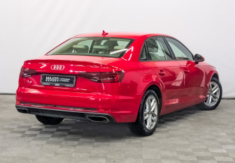Подержанный автомобиль Audi A4 Sedan 2019 года (5 фото)