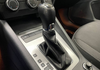 Подержанный автомобиль Skoda Octavia Liftback 2020 года (15 фото)