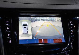 Подержанный автомобиль Cadillac Escalade Suv 2019 года (18 фото)