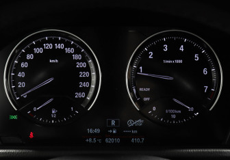 Подержанный автомобиль BMW X1 2021 года (13 фото)