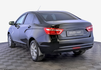 Подержанный автомобиль LADA (ВАЗ) Vesta Sedan 2020 года (7 фото)