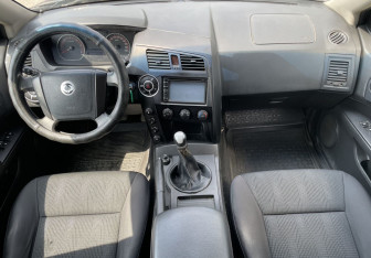 Подержанный автомобиль SsangYong Actyon Sports 2012 года (10 фото)