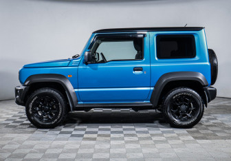 Подержанный автомобиль Suzuki Jimny 2021 года (8 фото)