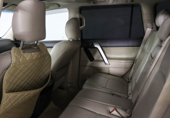 Подержанный автомобиль Toyota Land Cruiser Prado 2021 года (12 фото)