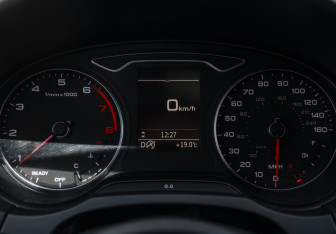 Подержанный автомобиль Audi A3 Sedan 2019 года (10 фото)