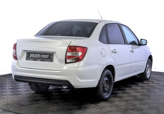 Подержанный автомобиль LADA (ВАЗ) Granta Sedan 2024 года (5 фото)